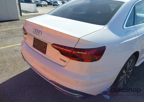 2021 Audi A4 Premium 40 Tfsi Quattro S Tronic z USA, uszkodzony, nr VIN WAUABAF40MN010659